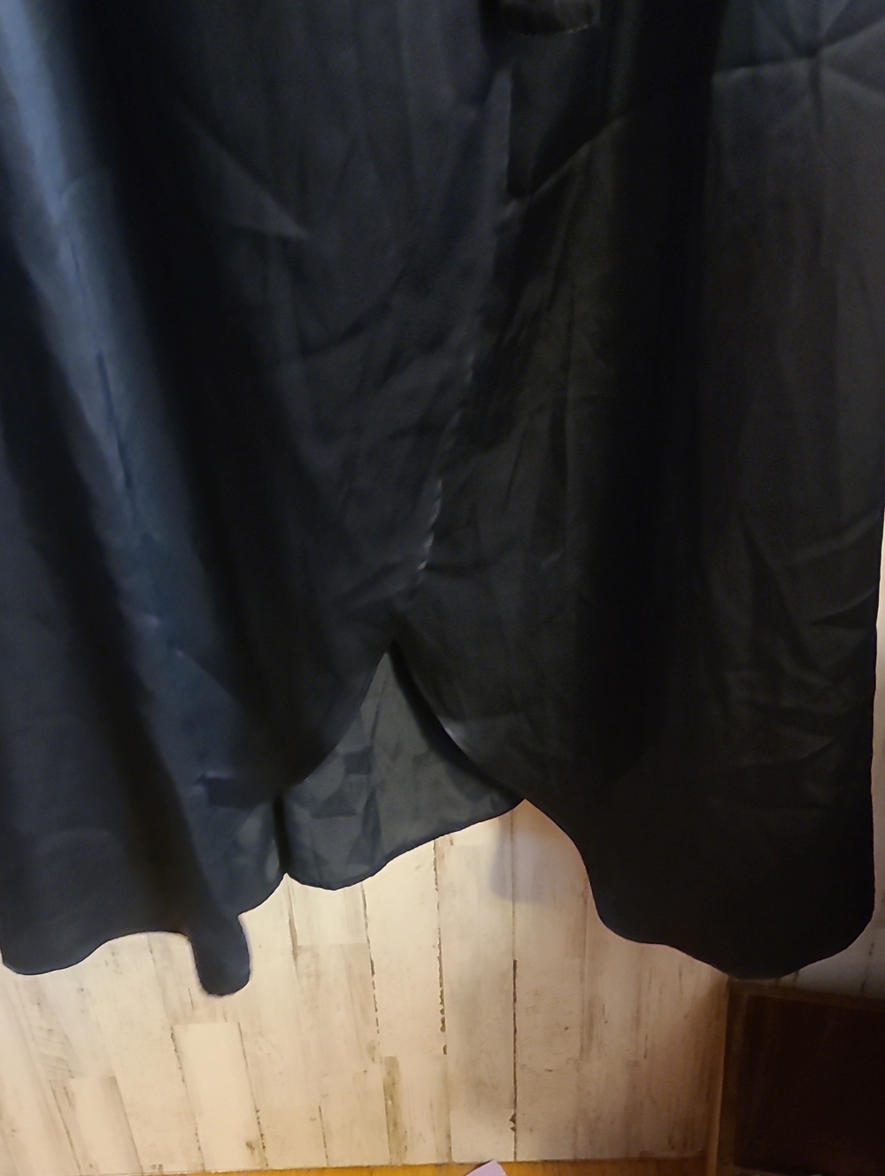 Cabernet Robe - Picture 5 of 8